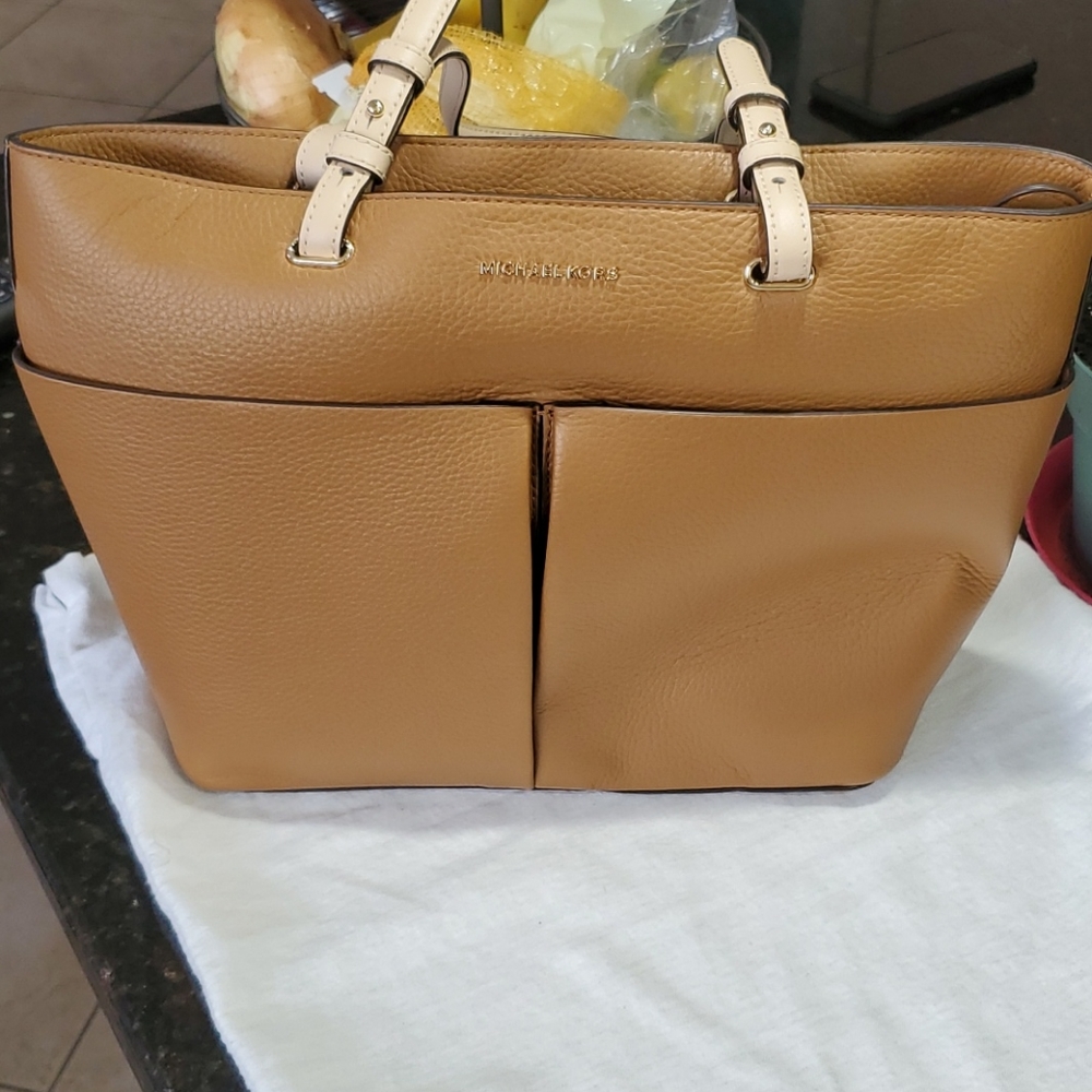 Women's Authentic Handbag/Purse